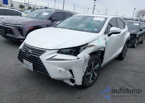 2018 Lexus Nx 300 z USA, uszkodzony, nr VIN JTJYARBZ7J2101068